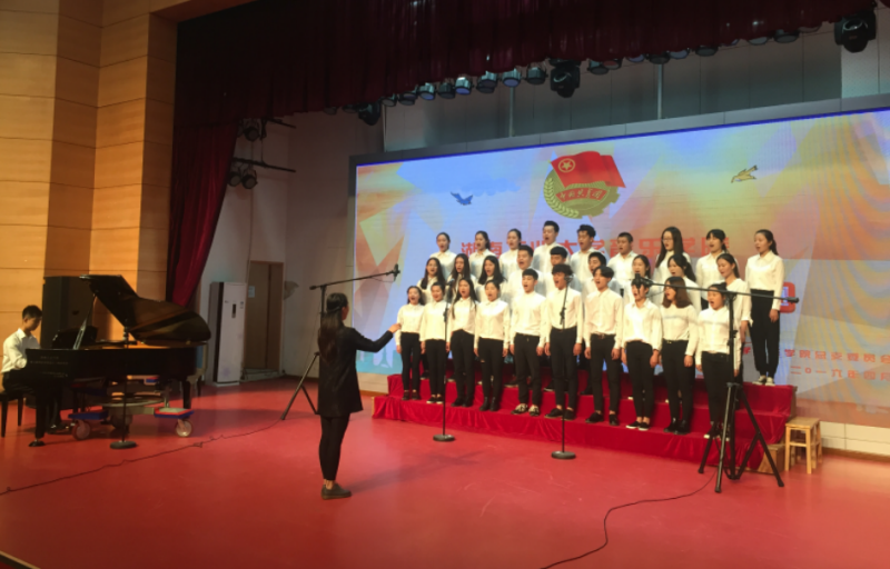 团总支举办音乐学院“红歌嘹亮 青春飞扬”合唱比赛