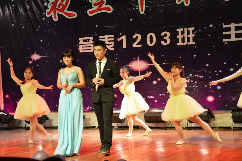 湖南工业大学音乐学院1203班班级音乐会成功举办